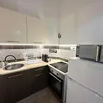 Parliament Appartement *