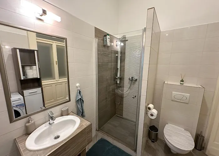 Parliament Apartament