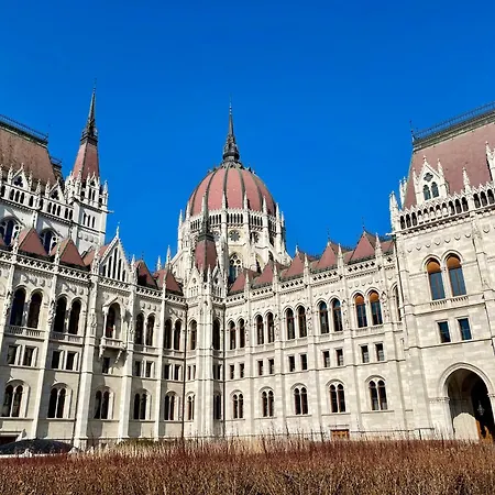 Parliament Lejlighed *