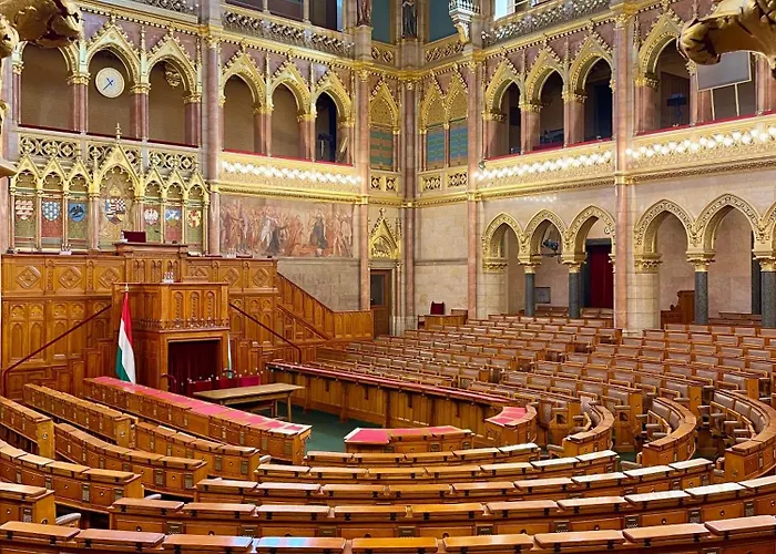 Parliament شقة